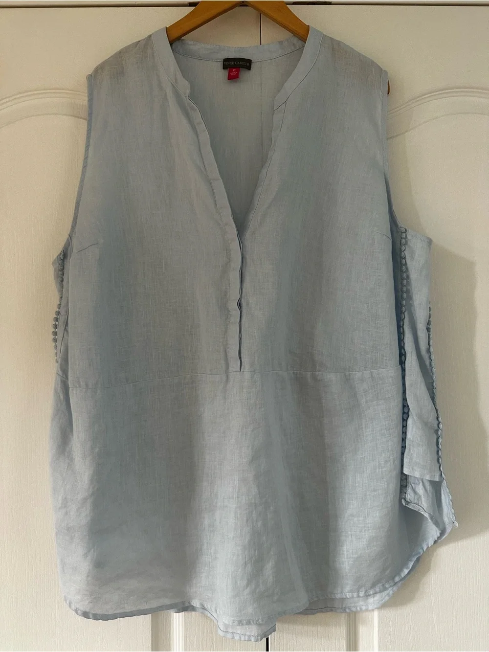 Vince Camuto Pale Blue Sleeveless Linen Split-Neck Tunic